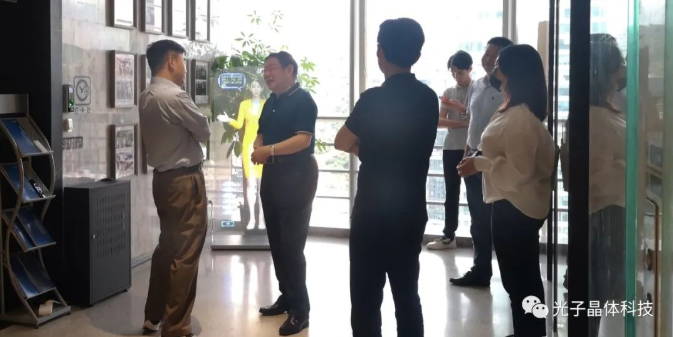 显示行业资深专家孙政民老师一行莅临光子晶体科技参观交流