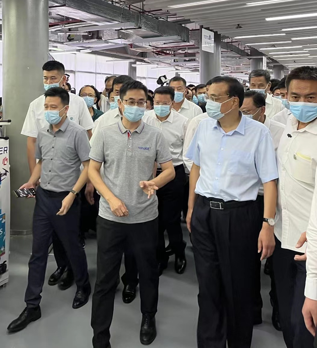 克强总理在光子晶体科技的分分秒秒
