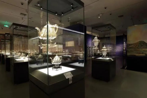 光子AR展柜震撼来袭，引领展柜行业升级